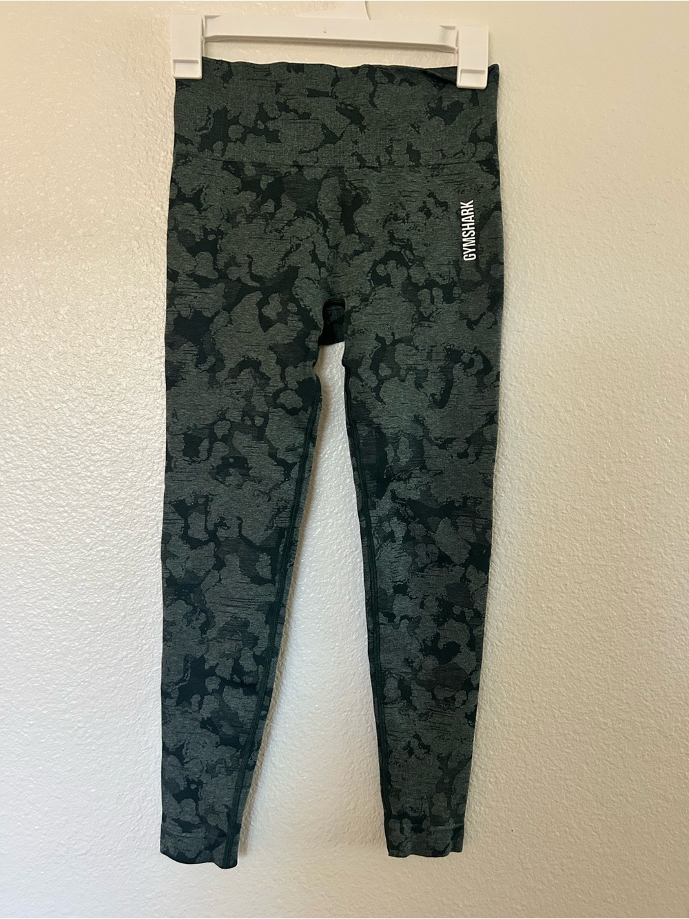 Gymshark Dark Green/Teal Camo Leggings